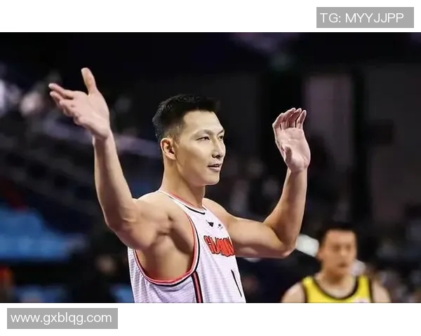 南京篮球队配合变革引发热议球迷期待新战术带来的精彩表现